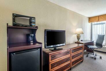 هتل Clarion   Cincinnati North