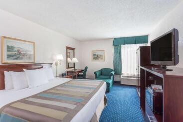 هتل Baymont By Wyndham Greensboro/coliseum