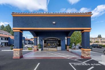 هتل Best Western Inn Santa Clara