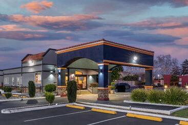هتل Best Western Inn Santa Clara
