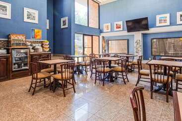 هتل Best Western Riverside Inn