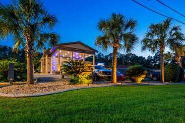 هتل Best Western Riverside Inn