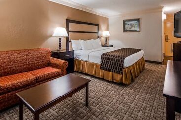 هتل Best Western Riverside Inn