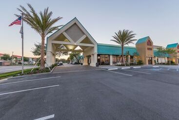 هتل Best Western Seaway Inn