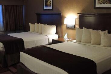 هتل Best Western Tower West Lodge