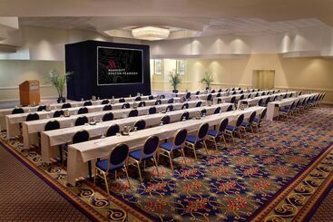 هتل Boston Marriott Peabody