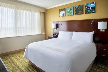 هتل Boston Marriott Peabody