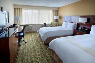 هتل Boston Marriott Peabody