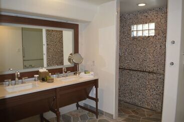 هتل Boulders Resort & Spa Scottsdale, Curio Collection By Hilton