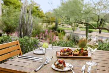 هتل Boulders Resort & Spa Scottsdale, Curio Collection By Hilton