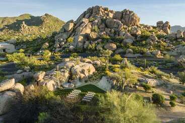 هتل Boulders Resort & Spa Scottsdale, Curio Collection By Hilton