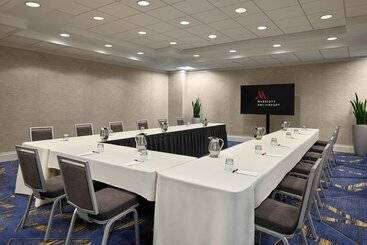 هتل Bwi Airport Marriott