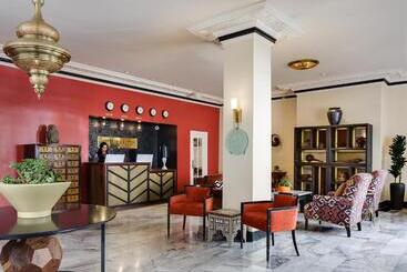 Found Hotel Carlton, Nob Hill