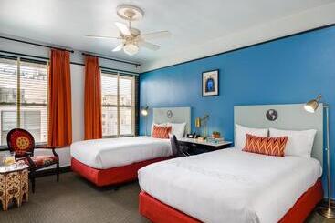 Found Hotel Carlton, Nob Hill