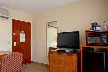 Century Park Hotel La