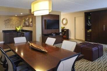 هتل Charleston Marriott Town Center