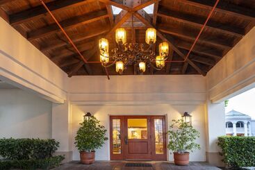 هتل Clocktower Inn Ventura