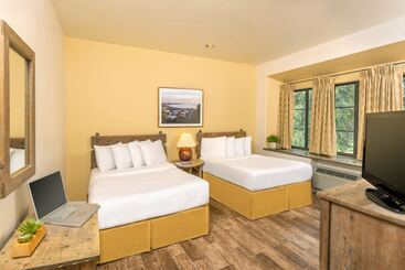 هتل Clocktower Inn Ventura