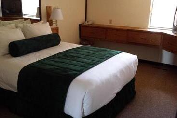 هتل Club Tahoe Resort