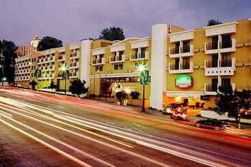 هتل Courtyard Los Angeles Century City/beverly Hills