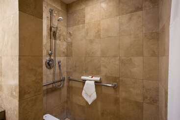 Days Inn By Wyndham San Diego Hotel Circle