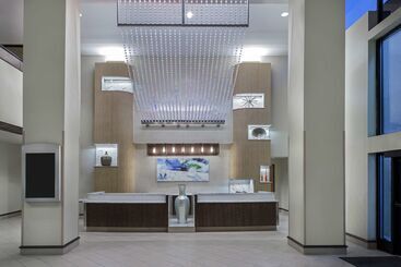 هتل Hilton College Station & Conference Center
