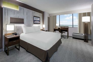 هتل Hilton College Station & Conference Center
