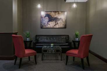 هتل Hilton College Station & Conference Center