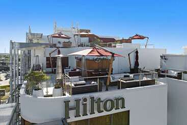 هتل Hilton College Station & Conference Center