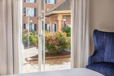 هتل Hilton Wilmington/christiana