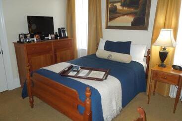 فندق Historic Boone Tavern