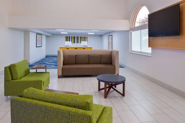 هتل Holiday Inn Express & Suites   Shreveport   Downtown, An Ihg