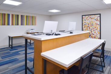 هتل Holiday Inn Express & Suites   Shreveport   Downtown, An Ihg
