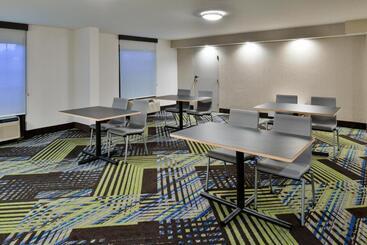 هتل Holiday Inn Express Winston Salem Medical Ctr Area
