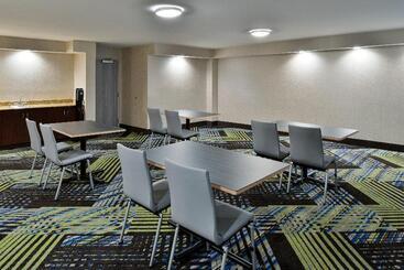 هتل Holiday Inn Express Winston Salem Medical Ctr Area