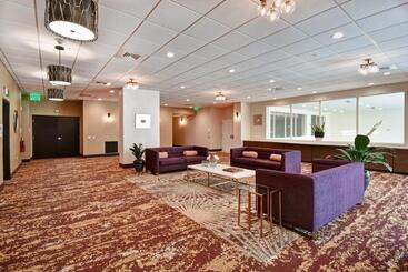 هتل Holiday Inn Lancaster, An Ihg