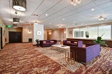 هتل Holiday Inn Lancaster, An Ihg