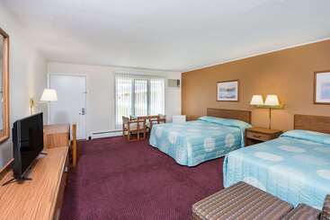 هتل Knights Inn Kirksville