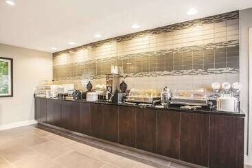 هتل La Quinta By Wyndham Atlanta Midtown   Buckhead