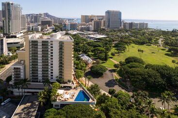 Luana Waikiki Hotel & Suites