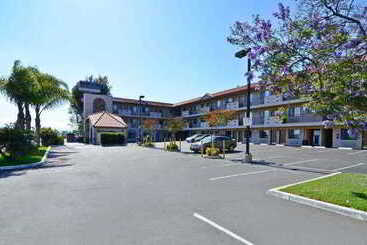 هتل Pleasant Inn