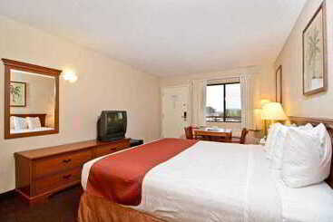 هتل Pleasant Inn