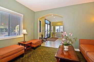هتل Pleasant Inn