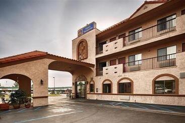 هتل Pleasant Inn