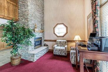 هتل Quality Inn Cedar City   University Area