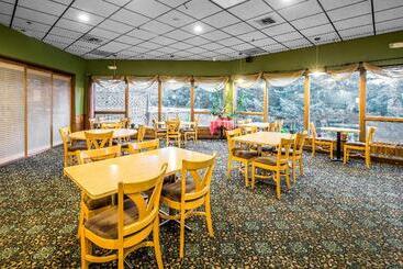 هتل Quality Inn Kodiak