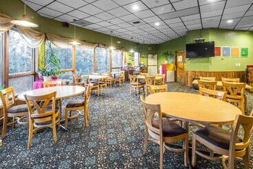 هتل Quality Inn Kodiak