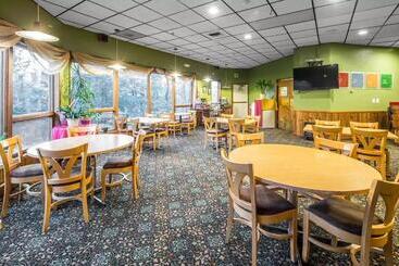 هتل Quality Inn Kodiak