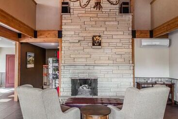 هتل Quality Inn Near Rocky Mountain National Park