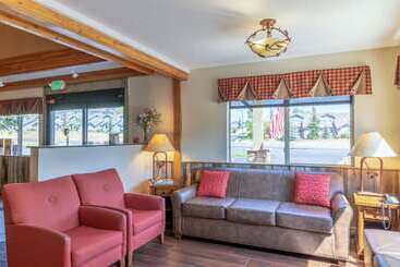 هتل Quality Inn Near Rocky Mountain National Park